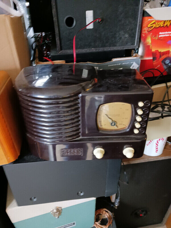 vintage looking  radios for sale in Other in Markham / York Region