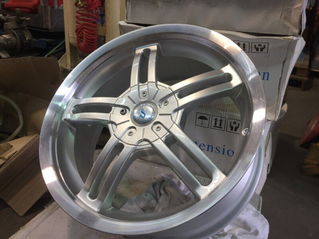 AUBAINE! Aluminium Wheel Mag Jante universelle 4X100 ou 4X114.3 dans Pneus et jantes  à Laval/Rive Nord