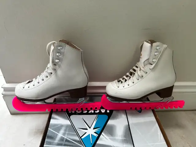 Patin artistique JACKSON Mystique figure skate in Skates & Blades in City of Montréal - Image 8