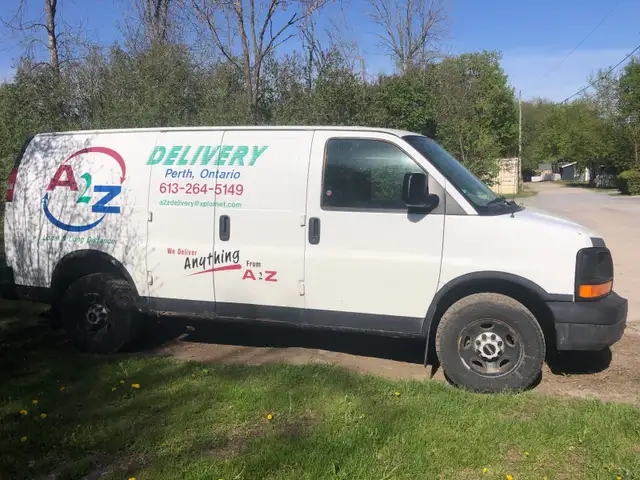 2008 GMC Savana 2500594614143734272001