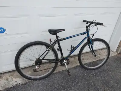 Norco Kokanee 18" frame mountain bike (tuned up), View more