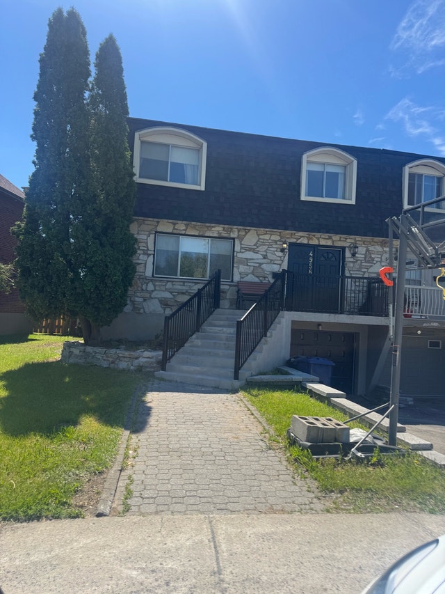 Chomedey house for sale (not St Therese) — photo 1