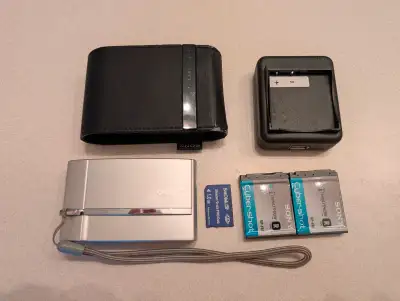 Sony Cybershot DSC-T30 7.2MP Digital Camera with 3X Super Steady, View more