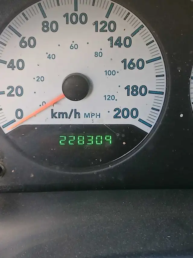 2003 dodge caravan 556564778415575048