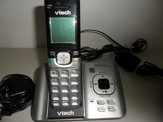 Vtech 3-handset cordless phone with answering machine in Home Phones & Answering Machines in Ottawa - Image 3