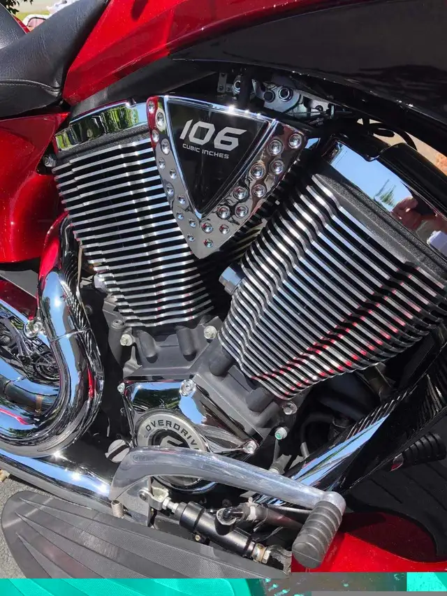 2015 Victory Vision Tour ABS in Other in Corner Brook - Image 3