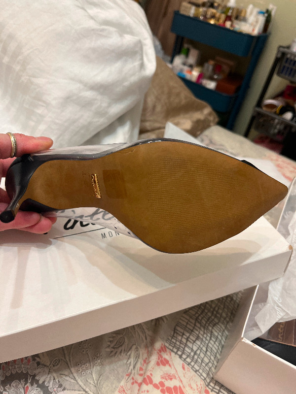 Souliers neuf de chez l’intervalle dans Femmes - Chaussures  à Ville de Montréal - Image 3