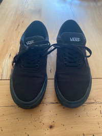 Men’s Vans running shoe size 9