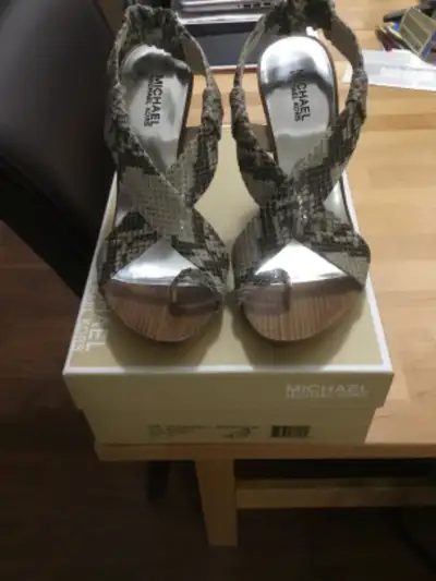 MICHAEL KORS SHOES Sandals Heels STRAPPY SNAKE BEIGE, View more