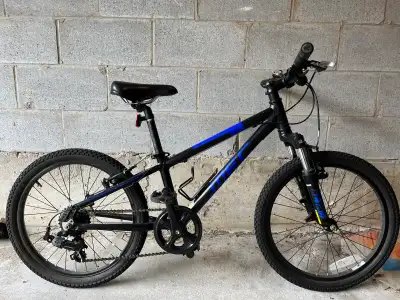 Child mountain bike - MEC Dash 20” wheels, View more