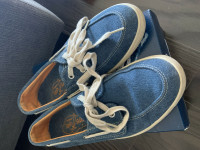 Gently used men’s sperry top sider shoes