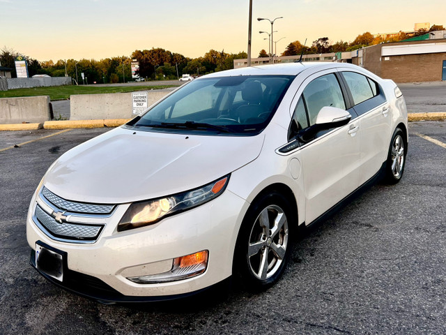 2014 Chevrolet Volt  in Cars & Trucks in Oshawa / Durham Region