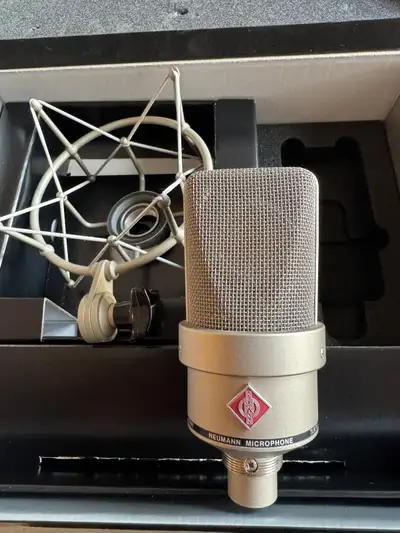 Neumann TLM 103, View more