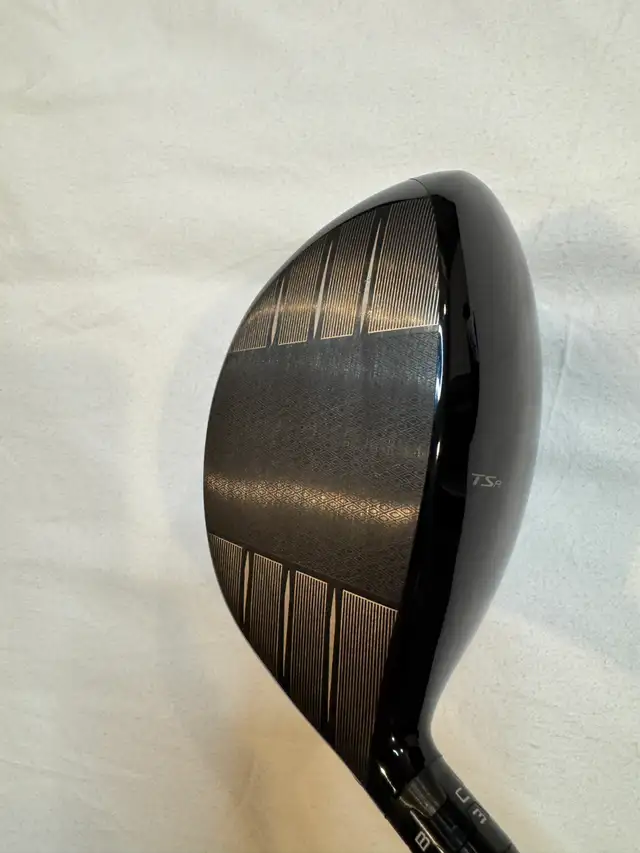 Titleist TSR3 Driver - 9.0° - Stiff Flex - RH in Golf in Windsor Region - Image 7
