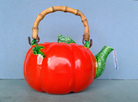 Occupied Japan Maruhan Tomato Teapot Kettle Majolica Wood Handle