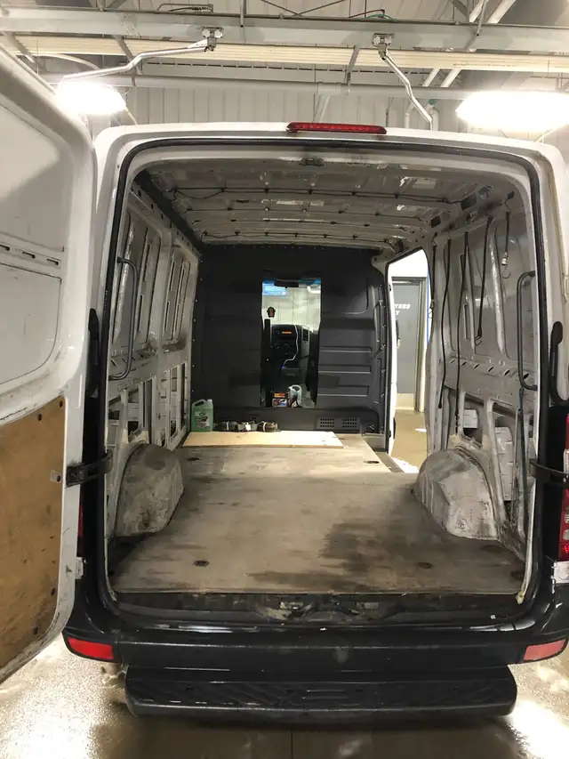 Movers/Van for hire484538004863733763