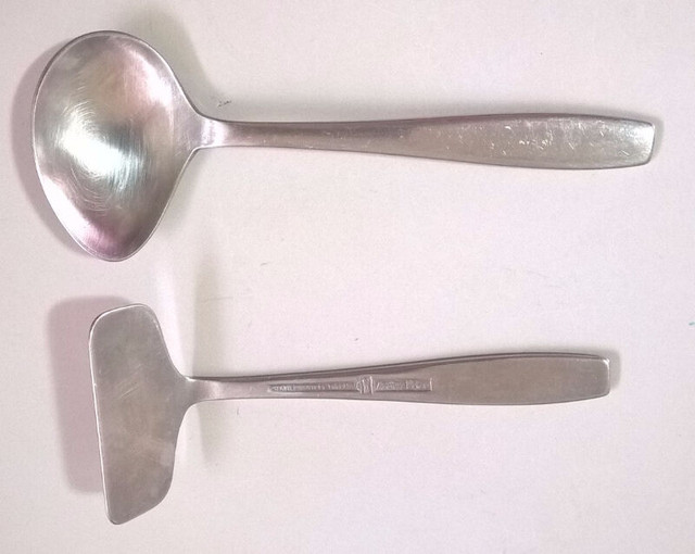 English Baby Food Pusher set, Stainless Steel by Arthur Price in Feeding & High Chairs in Oshawa / Durham Region - Image 2