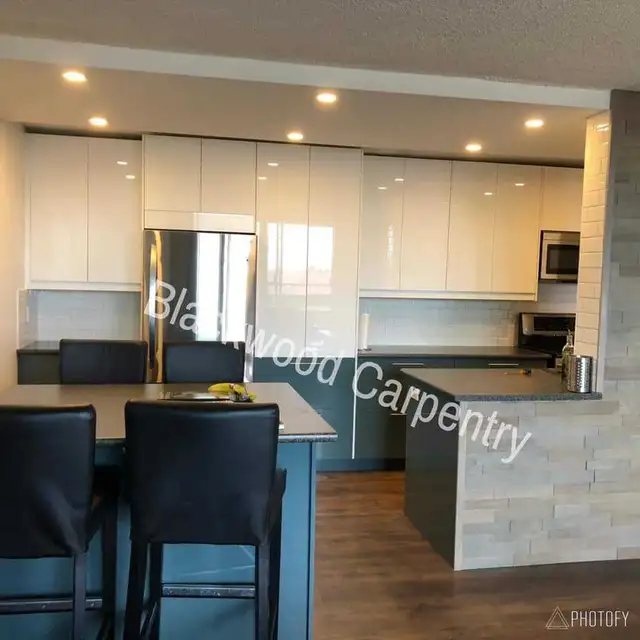 Journeyman Finishing Carpenter for Hire in Carpentry, Crown Moulding & Trimwork in Strathcona County - Image 5