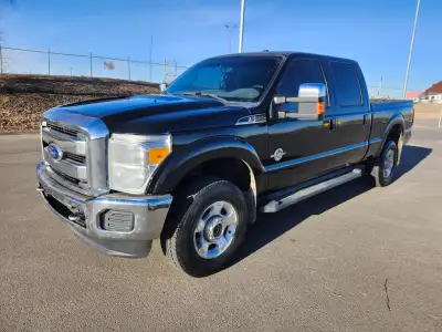 2015 Ford F350 Lariat, superduty, crewcab , deleted 6.7 L powerstroke turbo diesel, only 184 KM, 4x4...