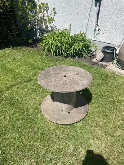 On 4 casters for easy placement. Rustic and tough - great for any deck, patio or cottage. 27” diamet...