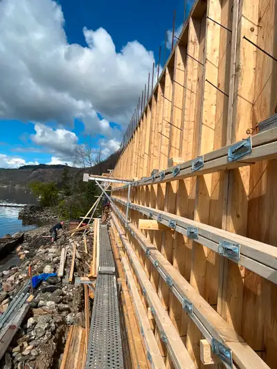 Experienced carpenter of 30 years everything from foundation to finish shops, additions, renovations...