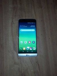 Téléphone cellulaire LG G5