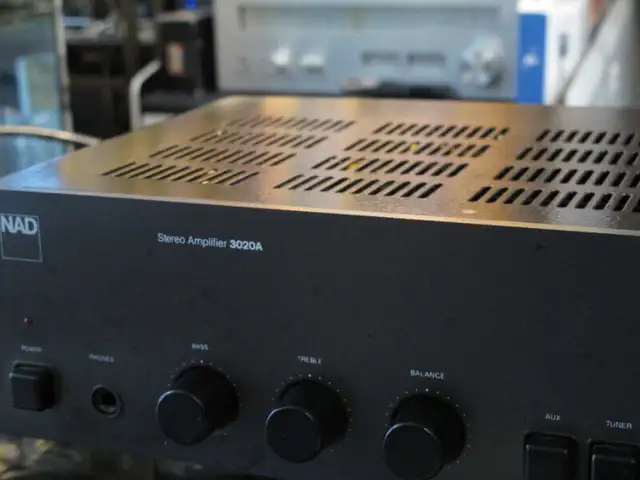 NEEDS TO GO/Professional Audio Equipment in Pro Audio & Recording Equipment in City of Montréal - Image 3