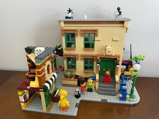 LEGO Ideas 21324 123 Sesame Street