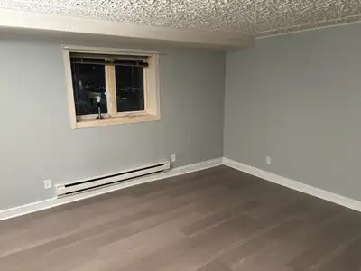 317A Freshwater Rd Looking for a comfortable and convenient place to call home? This 3-bedroom, grou...