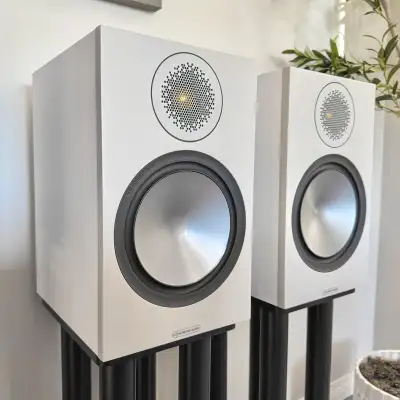 Monitor Audio Bronze 100 Bookshelf Speakers✨, View more