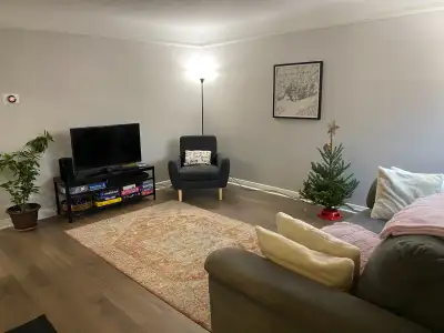 3 Bedroom Apartment in Guelph - Full Upper House Floor, View more