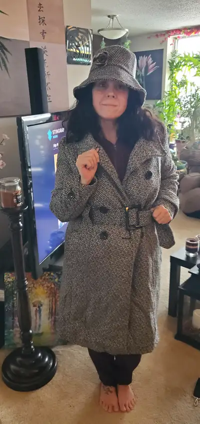 Warm stylish woman's full length wool winter coat/hat - SIZE MED, View more