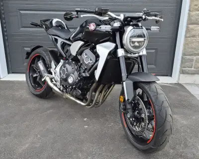 Mica Black 2018 Honda CB1000R with ~8,500 km (may increase slightly). Clean, well-maintained, and re...