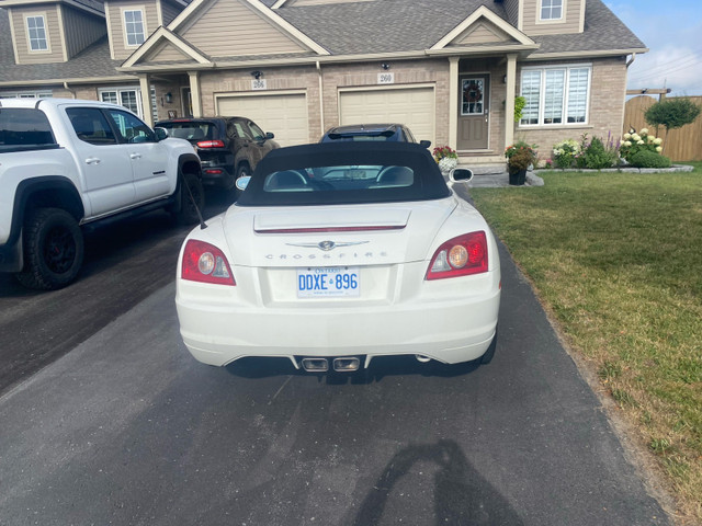 2005 Chrysler Crossfire in Cars & Trucks in St. Catharines - Image 4