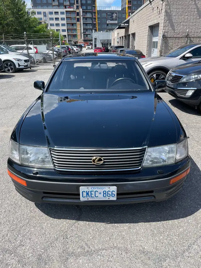 1995 Lexus LS 400 in Cars & Trucks in Ottawa - Image 3