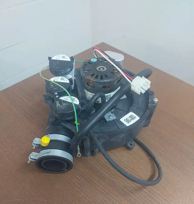 70626007 FASCO Draft Inducer Motor – 115V | 3300 RPM - M 200 in Heating, Cooling & Air in City of Toronto - Image 3