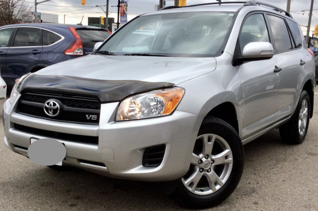 2010 TOYOTA RAV4 LIMITED SILVER 1 OWNER 7 SEATS AWD VERY LOW KMS in Cars & Trucks in City of Toronto