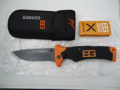 Gerber Bear grills survival pocket knife, camping knife, fishing knife. folding knife, nice sharp bl...