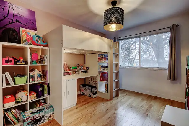 GRAND 5 1/2 DEVANT PARC AVEC GARAGE ET PRÈS METRO LANGELIER in Long Term Rentals in City of Montréal - Image 8