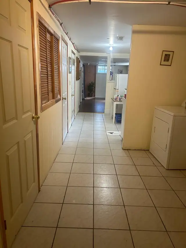 Room for rent in Room Rentals & Roommates in Ottawa - Image 5