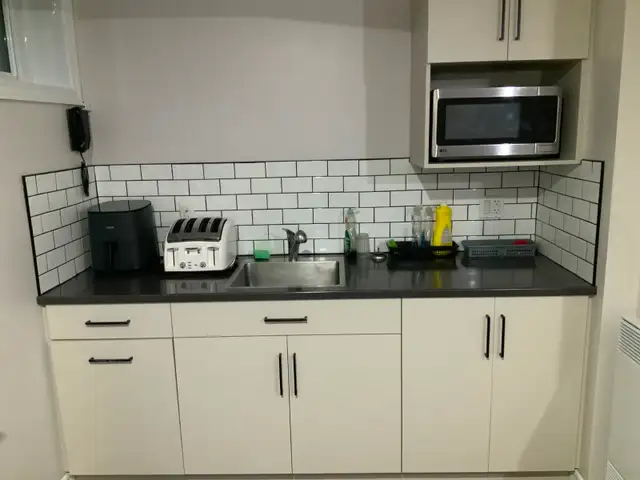 Chambres pour étudiants à louer in Room Rentals & Roommates in Rimouski / Bas-St-Laurent - Image 8