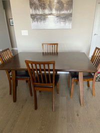 Dining table and four chairs 