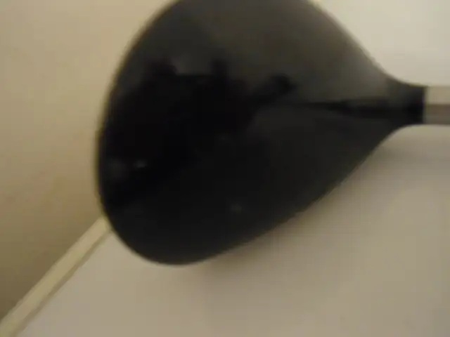 THREE MEN'S RIGHT HANDED GOLF CLUBS   3 in Golf in Sudbury - Image 8