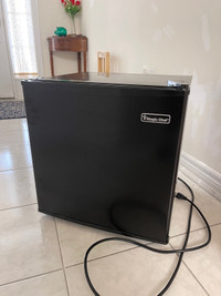 Magic Chef Almost Brand New Black Mini Fridge