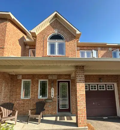 Beautiful townhome for rent in Barrhaven