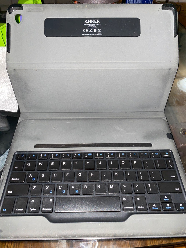 Ipad air 2 keypad case in iPads & Tablets in Oshawa / Durham Region