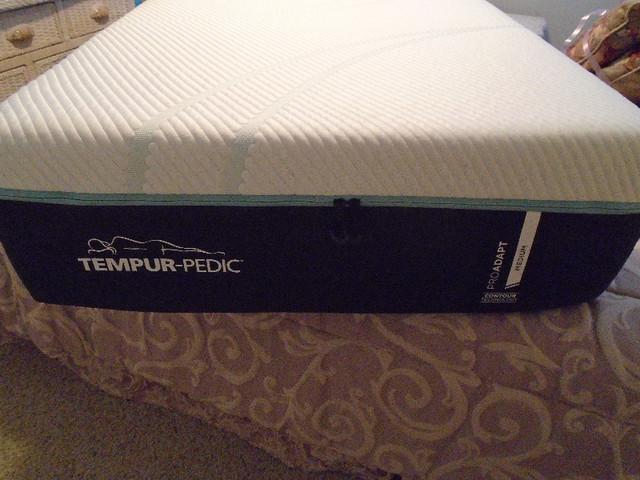 Tempur-Pedic Mattress in Beds & Mattresses in Belleville