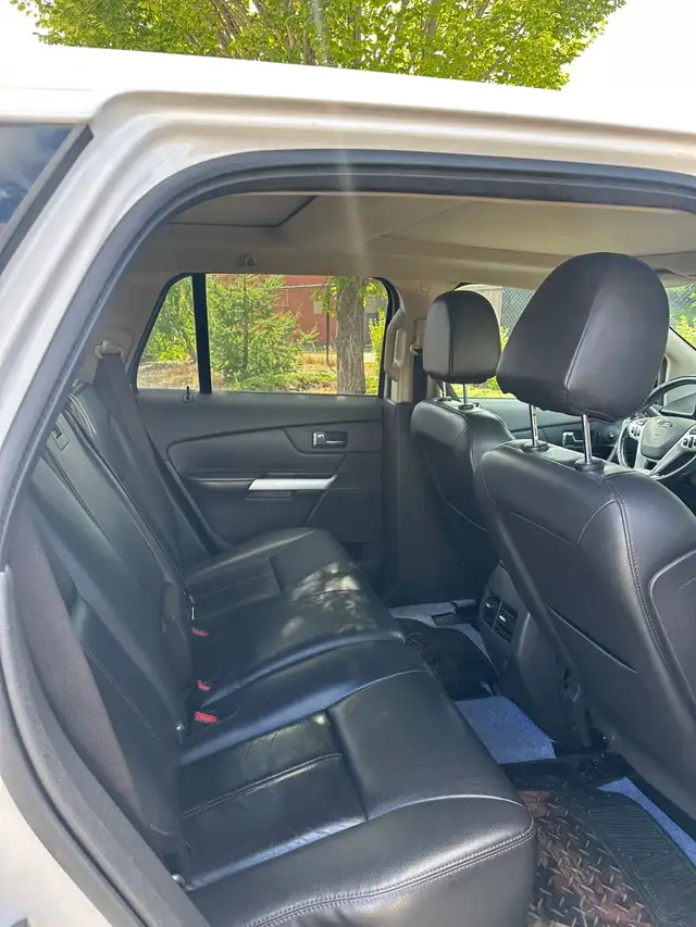 Ford Edge SUV563818468098058248