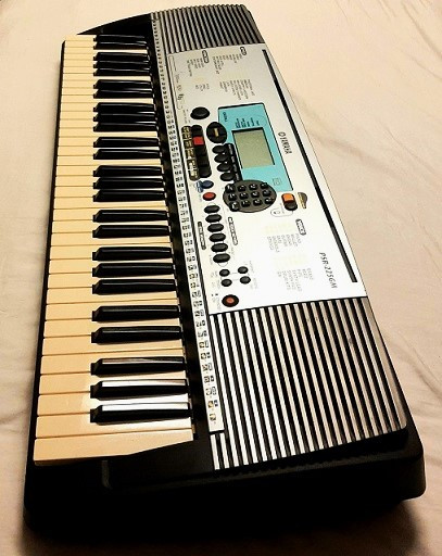 YAMAHA PSR 225, M-Audio in Pianos & Keyboards in City of Toronto - Image 2