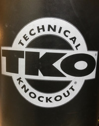 TKO Punching bag with chain and hooks 50lb made in Canada